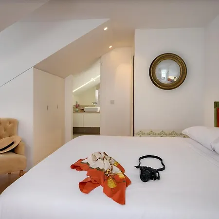 레지덴타스 아우레아 * 리스본