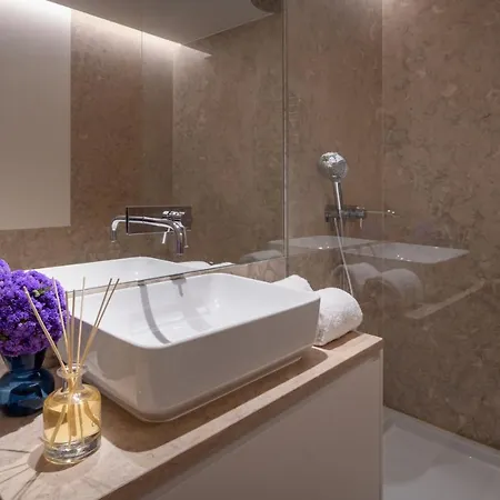 레지덴타스 아우레아 * 리스본