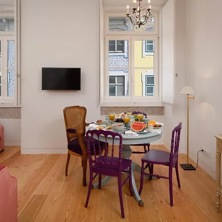 Residentas Aurea Apartman *